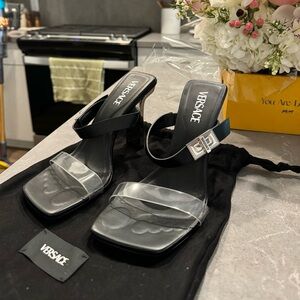 VERSACE
Black Medusa Heeled Sandals